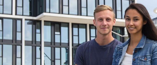 Neuste Technik, moderne Ausstattung und ein spannendes Hochschulleben mit vielen Events: Hier macht studieren Spaß.