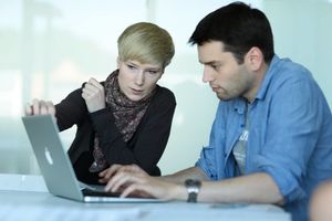 Über 1700 Studienplätzen und mehr als 300 Kooperationsbetriebe: Wir zählen zu den größten privaten Hochschulen mit Präsenzlehre in Deutschland.