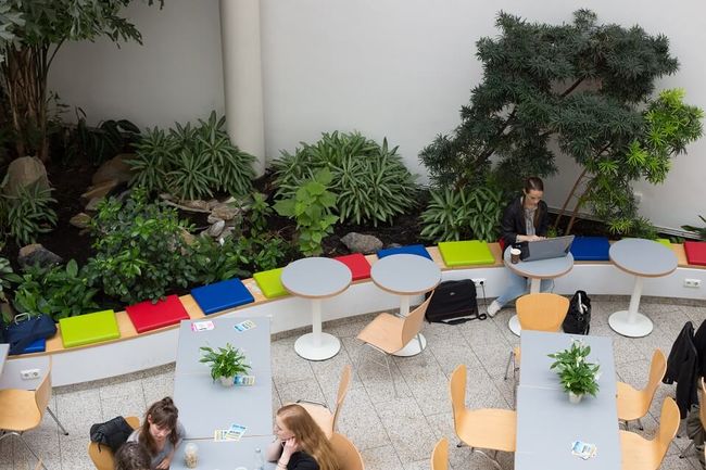 Die Cafeteria der Universität Witten Herdecke