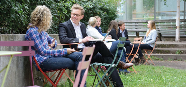 Entspannen im Grünen zwischen den Seminaren