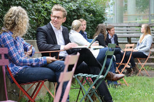 Entspannen im Grünen zwischen den Seminaren