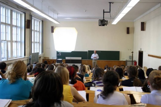 Studenten im Hörsaal